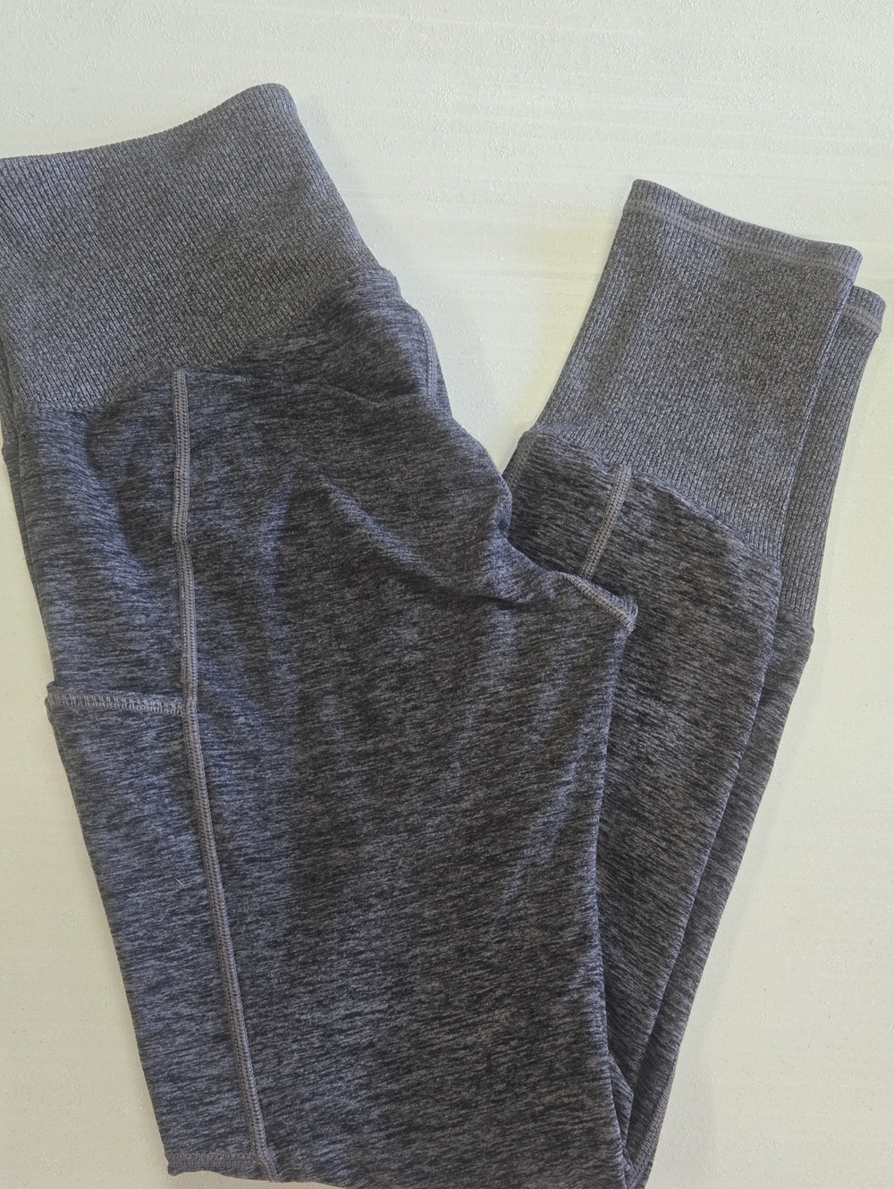 KIRKLAND Heather Gray Active Leggings